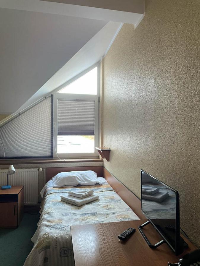 Hotel Sens Mierzyn  ภายนอก รูปภาพ