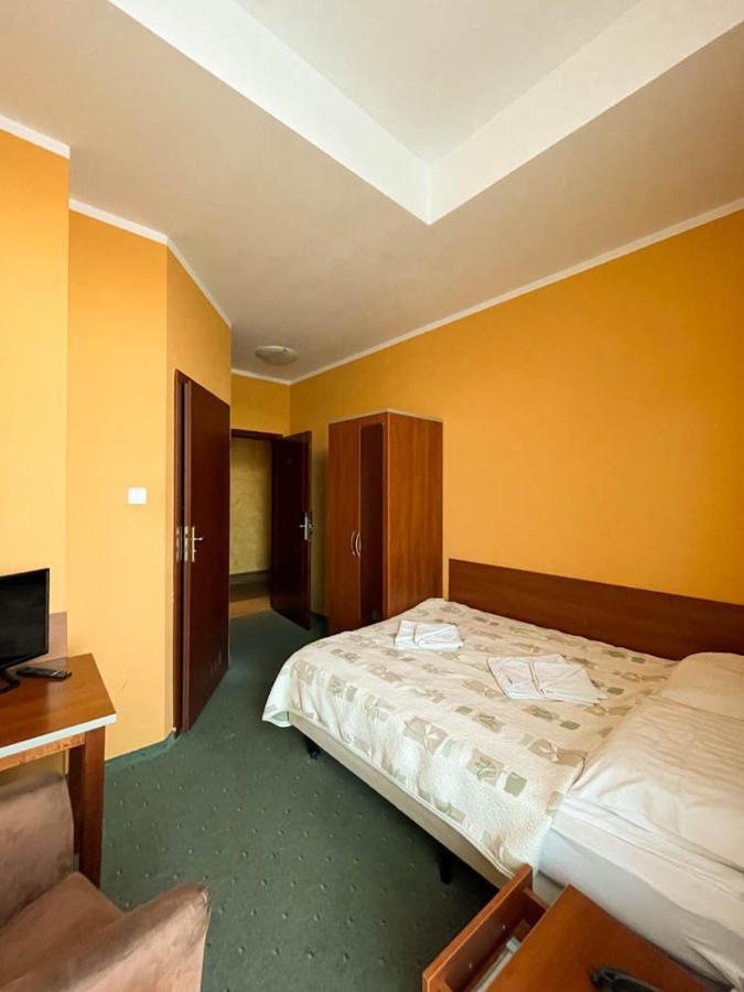 Hotel Sens Mierzyn  ภายนอก รูปภาพ