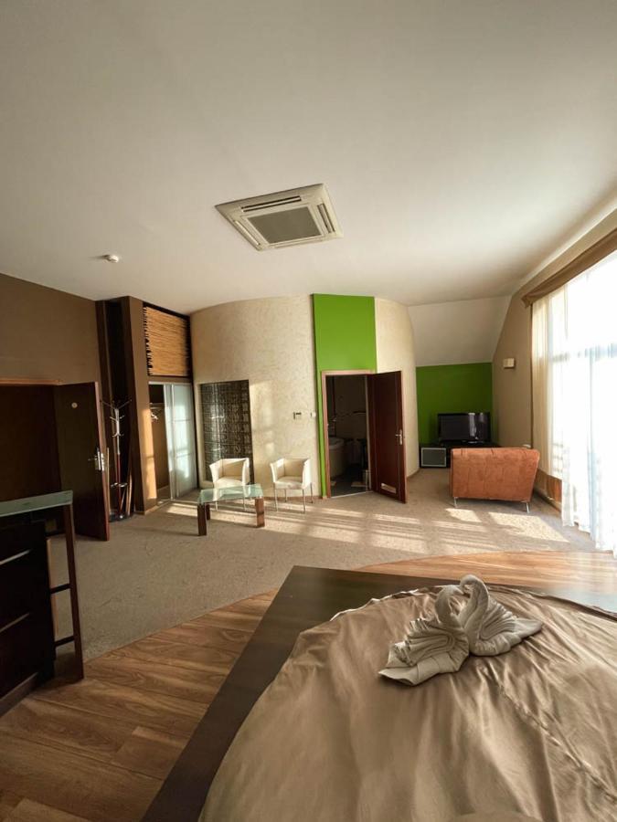 Hotel Sens Mierzyn  ภายนอก รูปภาพ