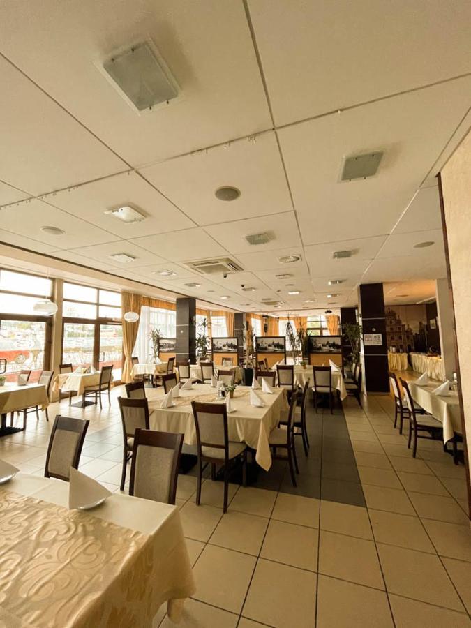Hotel Sens Mierzyn  ภายนอก รูปภาพ