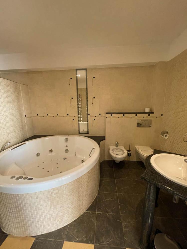 Hotel Sens Mierzyn  ภายนอก รูปภาพ