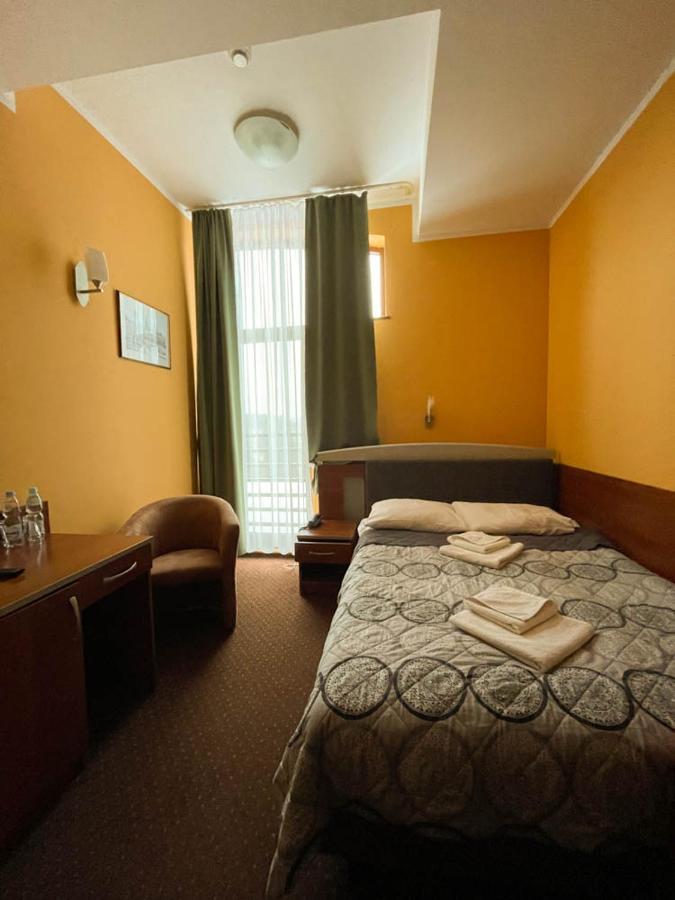 Hotel Sens Mierzyn  ภายนอก รูปภาพ