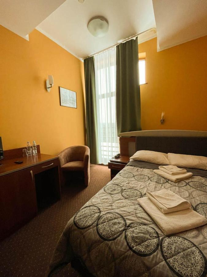 Hotel Sens Mierzyn  ภายนอก รูปภาพ